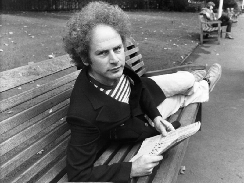 Art Garfunkel: biografia e curiosità su una voce senza tempo