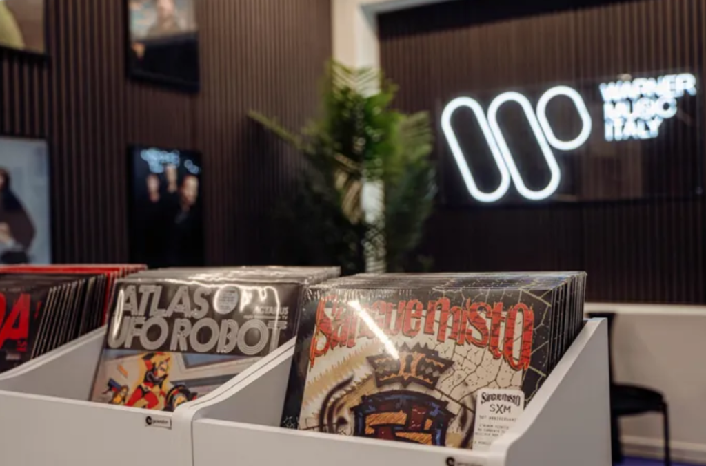 Sanremo 2025: Warner Music Store